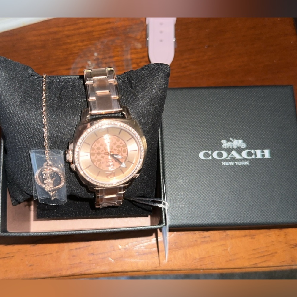 Coach watch with bracelet